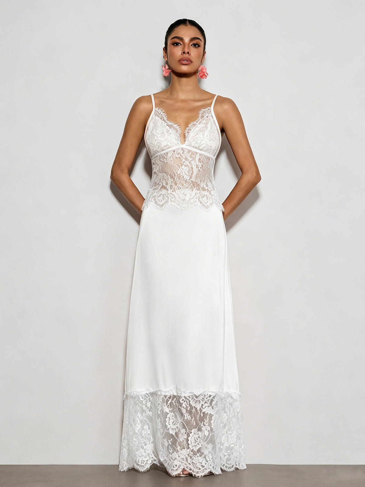 Erastes Spaghetti Lace Maxi Dress In White