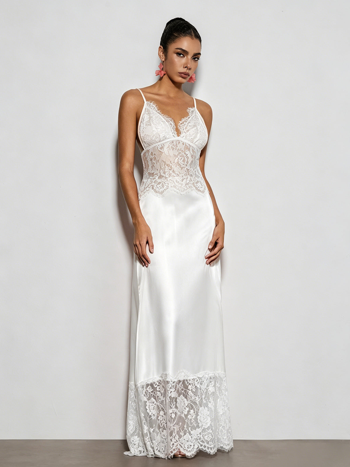 Erastes Spaghetti Lace Maxi Dress In White