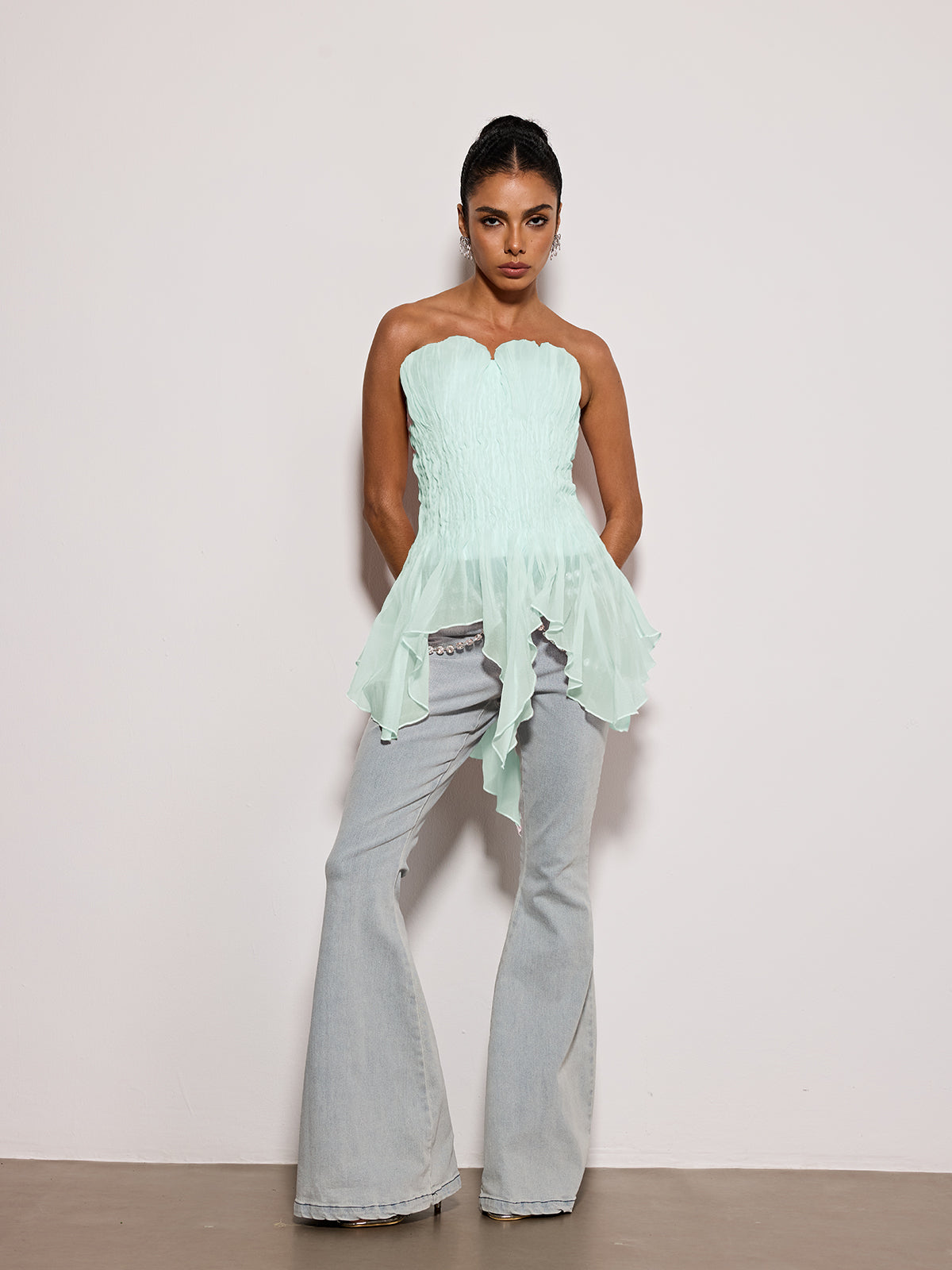 Emke Strapless Ruched Top In Green