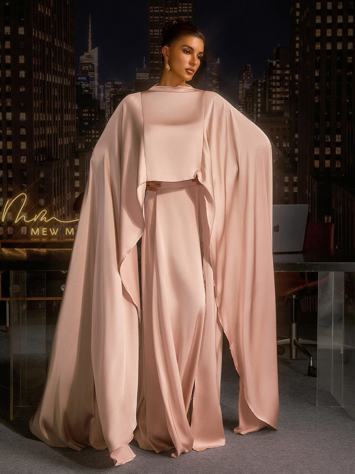 Anielo Cape Satin Dress Set