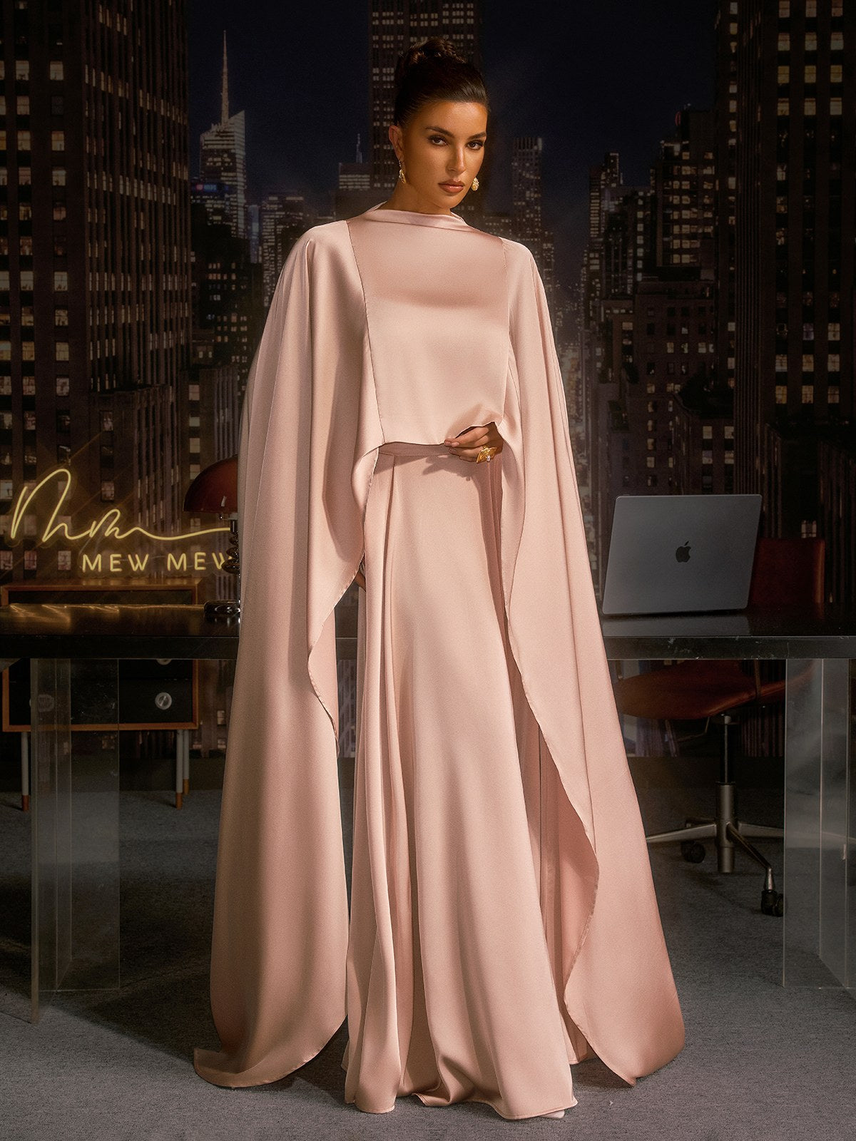 Anielo Cape Satin Dress Set