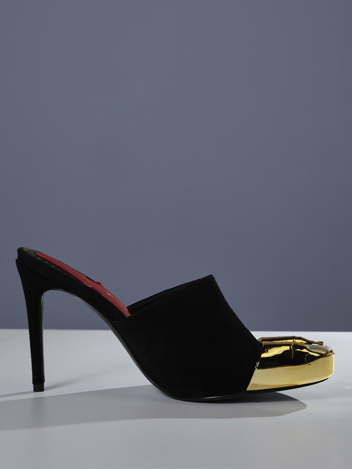 Balto Toe Sandals