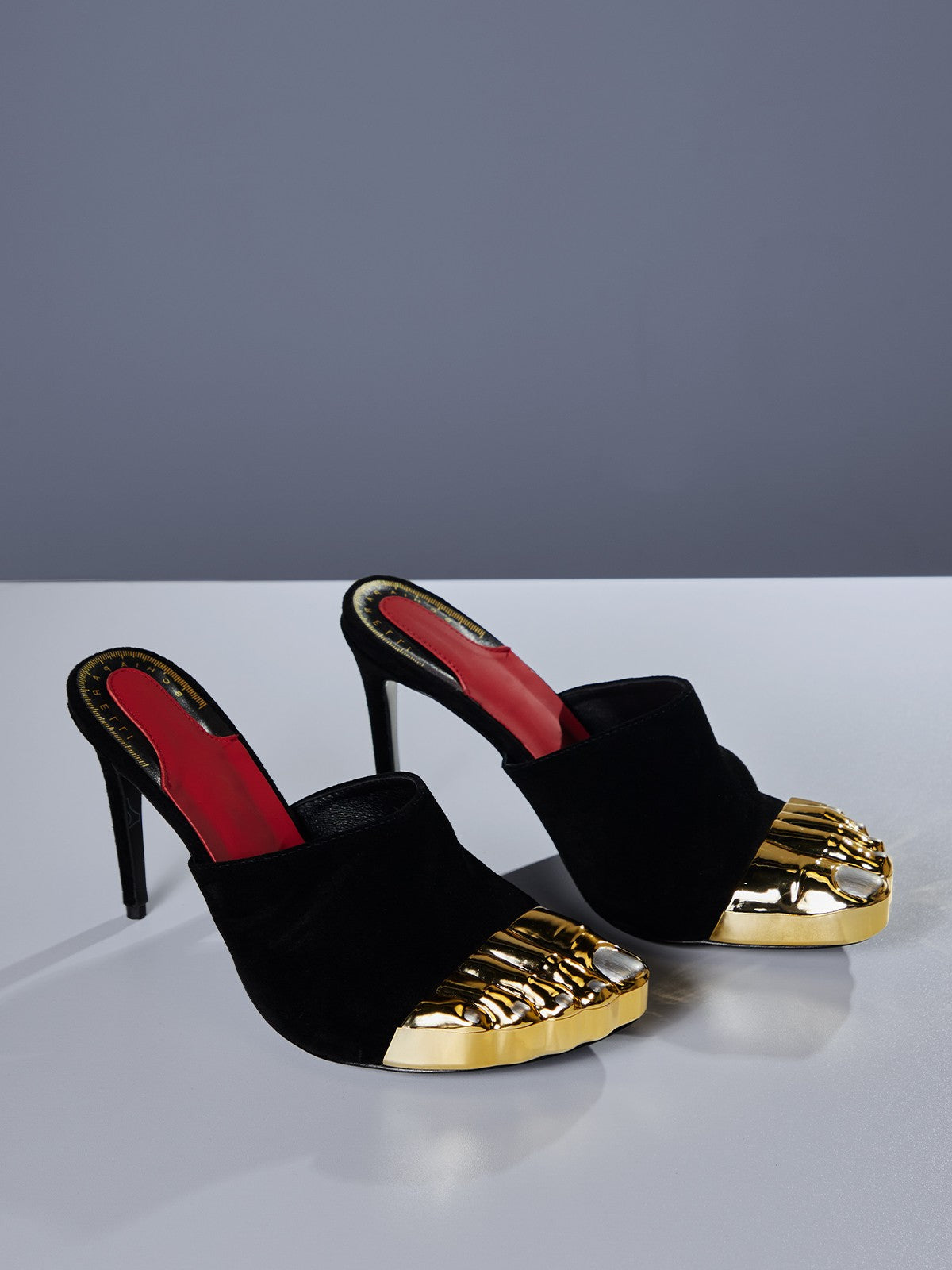 Balto Toe Sandals