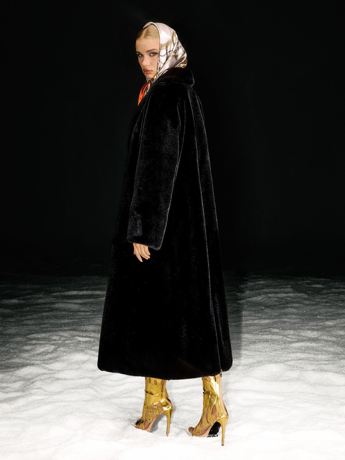 Bardhyl Faux Fur Coat