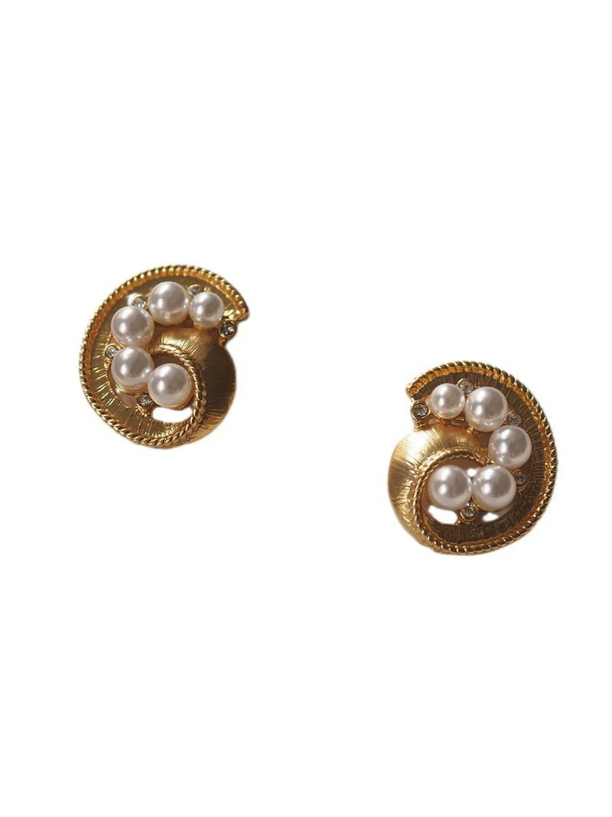 Chelsey Pearl Earrings