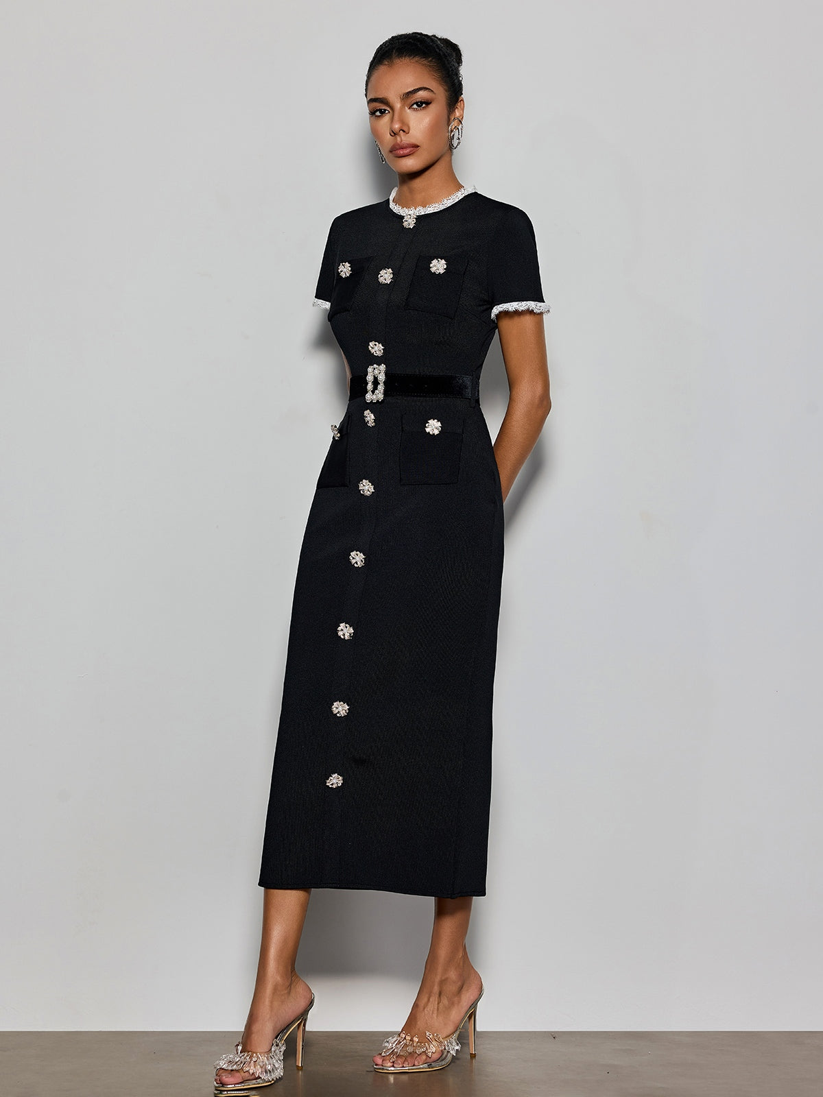 Cyanne Short Sleeve Pearl Knitted Midi Dress