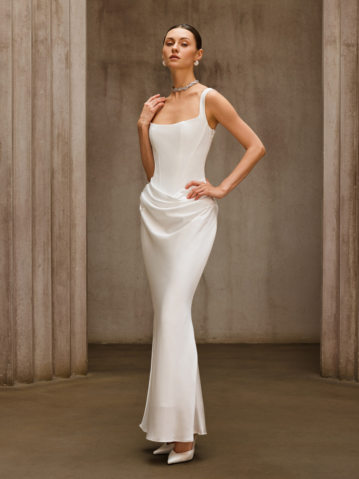 Duyen Sleeveless Corset Maxi Dress In White