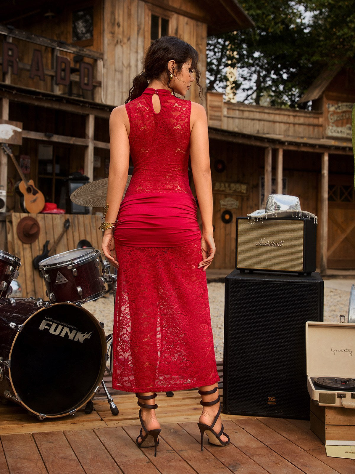 Eustace Sleeveless Lace Maxi Dress In Wine