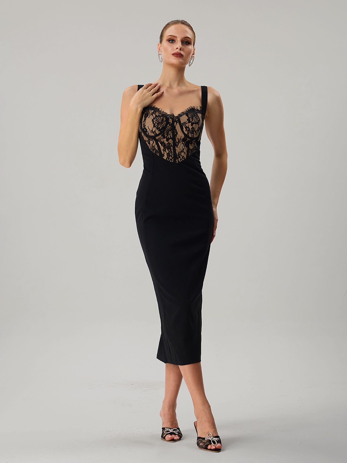 Faroald Sleeveless Lace Midi Dress