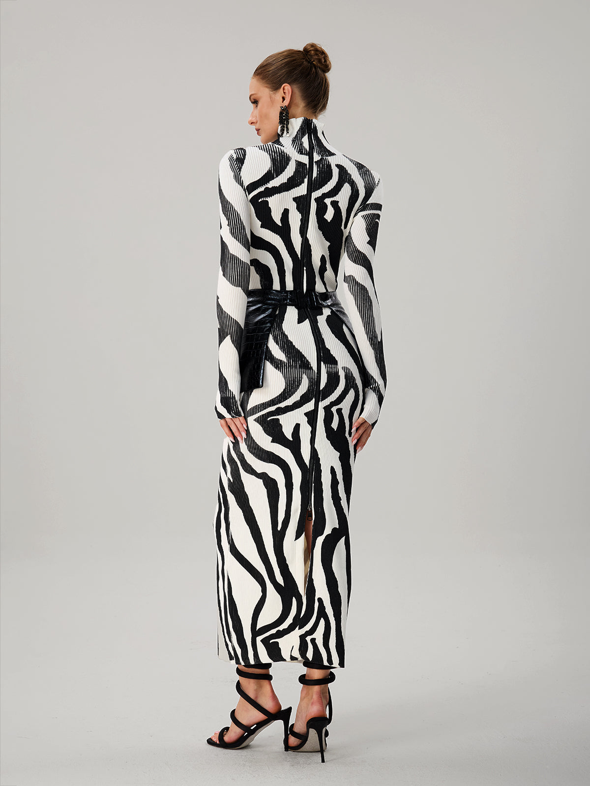 Farrux High Neck Zebra Printed Knit Skirt Set