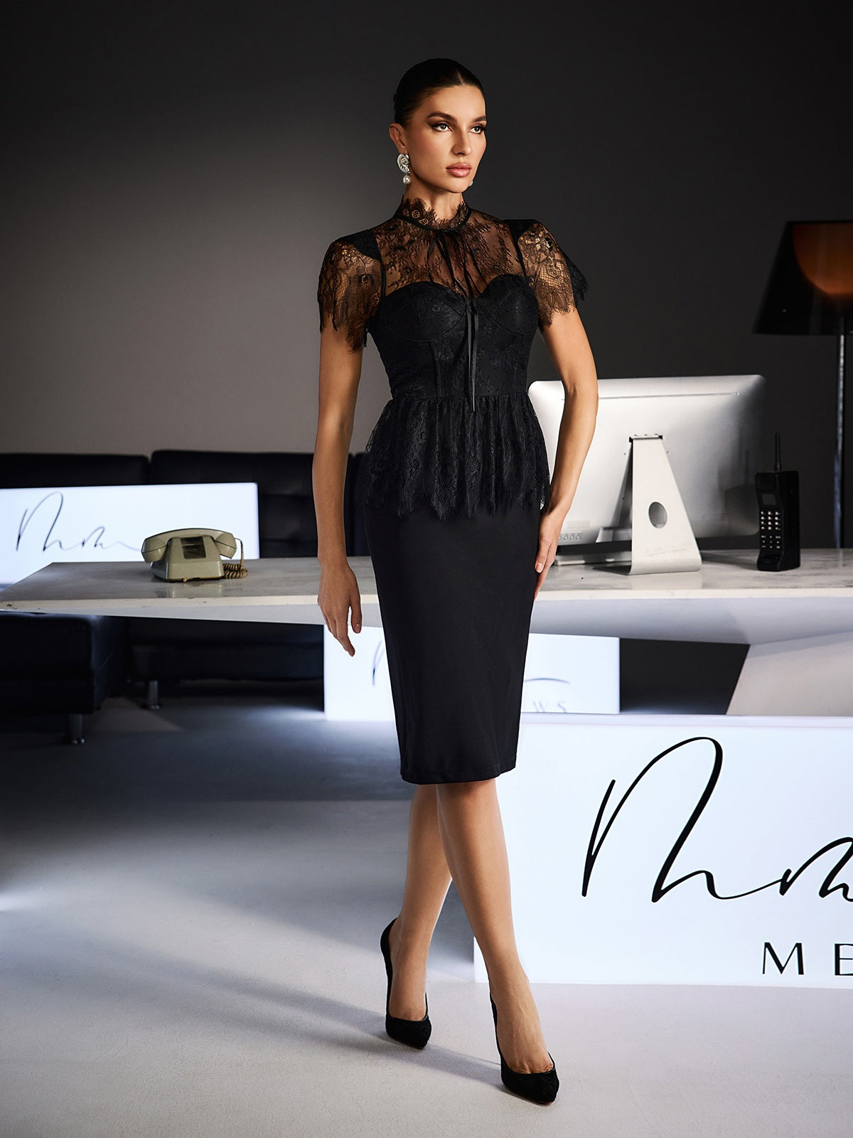 Ferit Short Sleeve Corset Lace Midi Dress