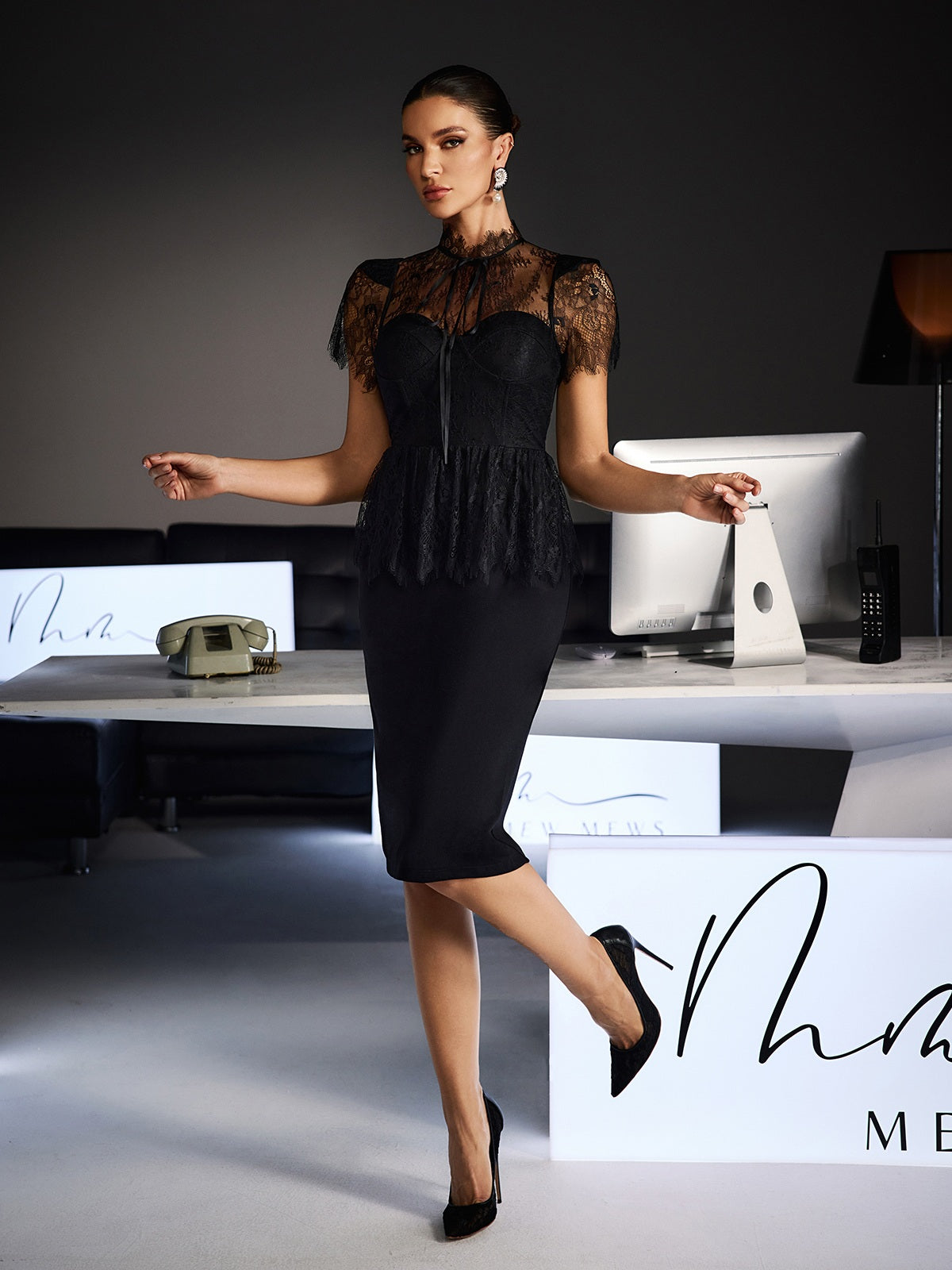 Ferit Short Sleeve Corset Lace Midi Dress