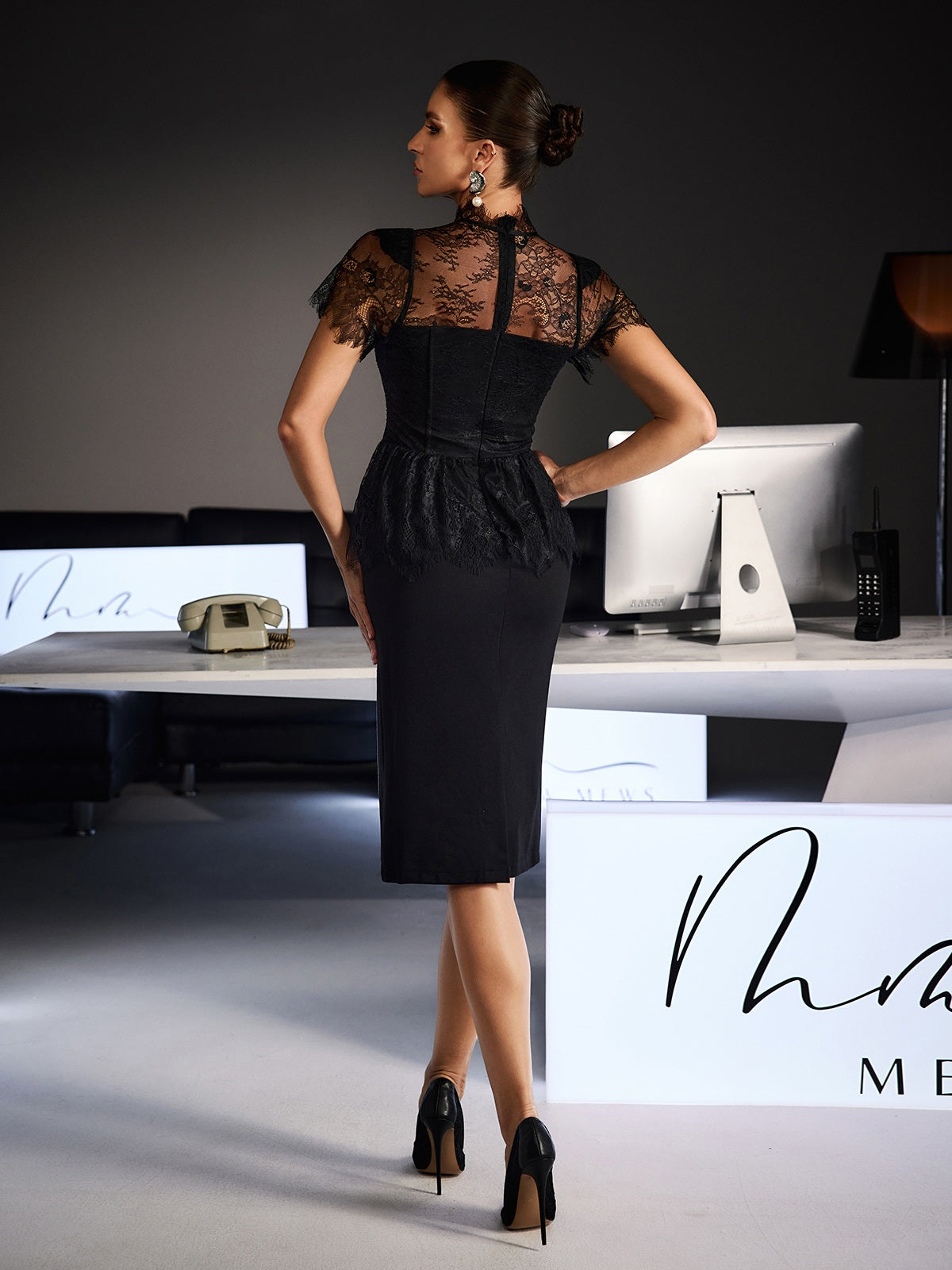 Ferit Short Sleeve Corset Lace Midi Dress