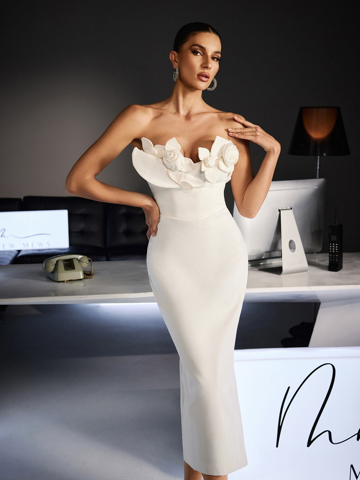 Feruza Strapless Flower Bodycon Midi Dress