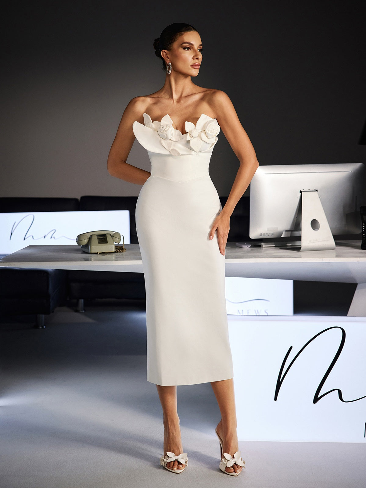 Feruza Strapless Flower Bodycon Midi Dress