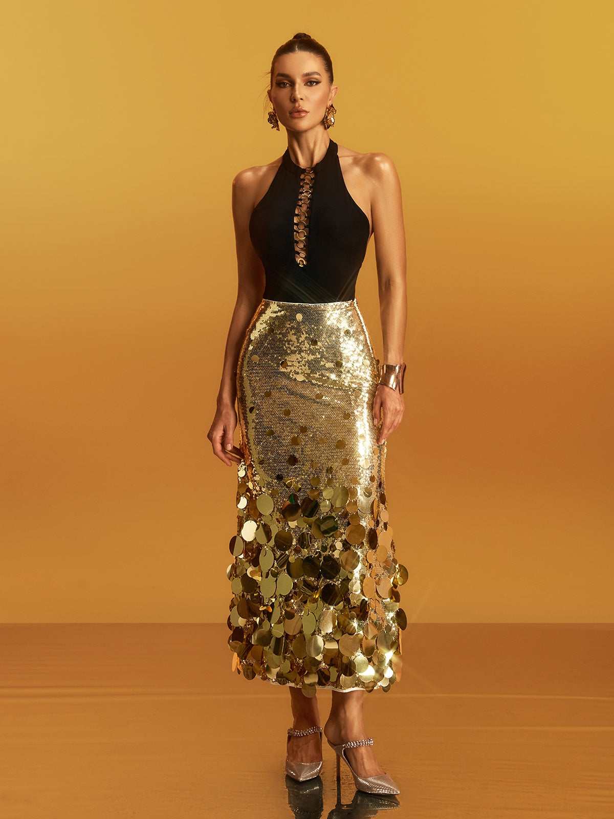 Glomara Round Sequin Skirt In Gold