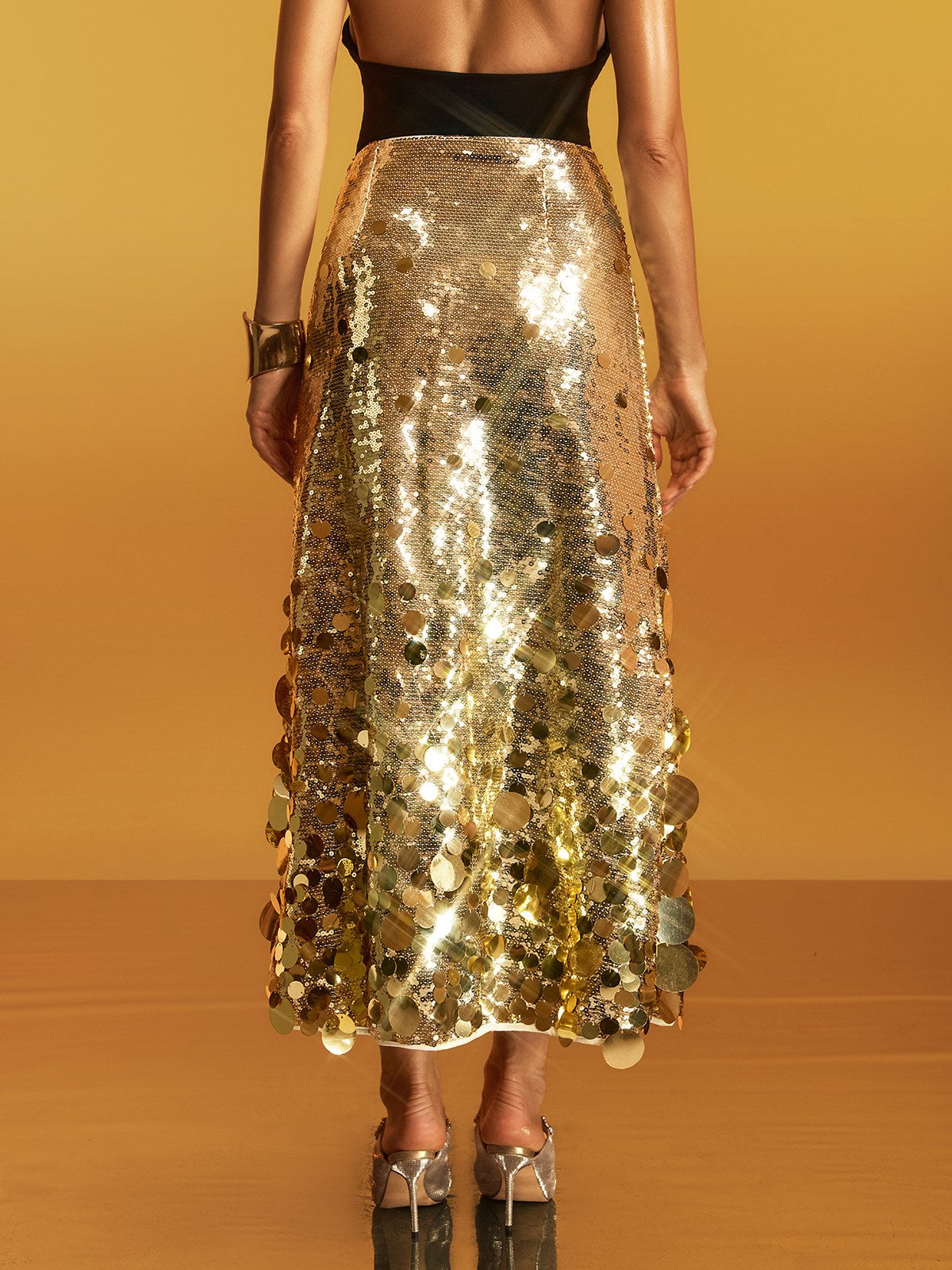 Glomara Round Sequin Skirt In Gold