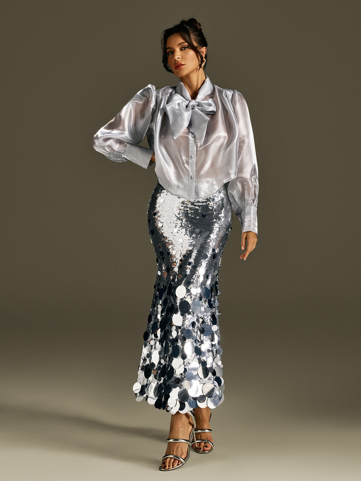 Glomara Round Sequin Skirt In Silver