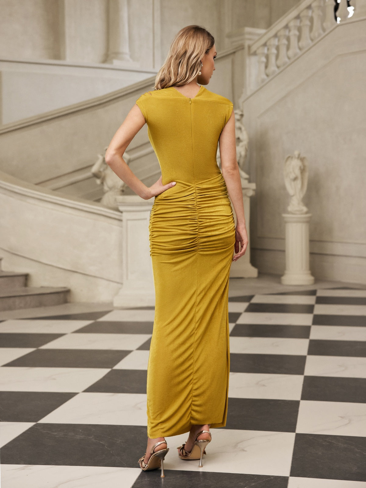 Gryiel Sleeveless Velvet Maxi Dress