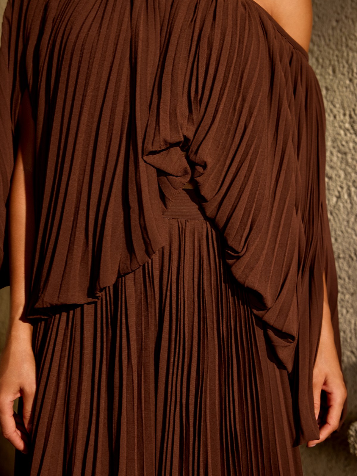 Havendric One Shoulder Pleated Skirt Set