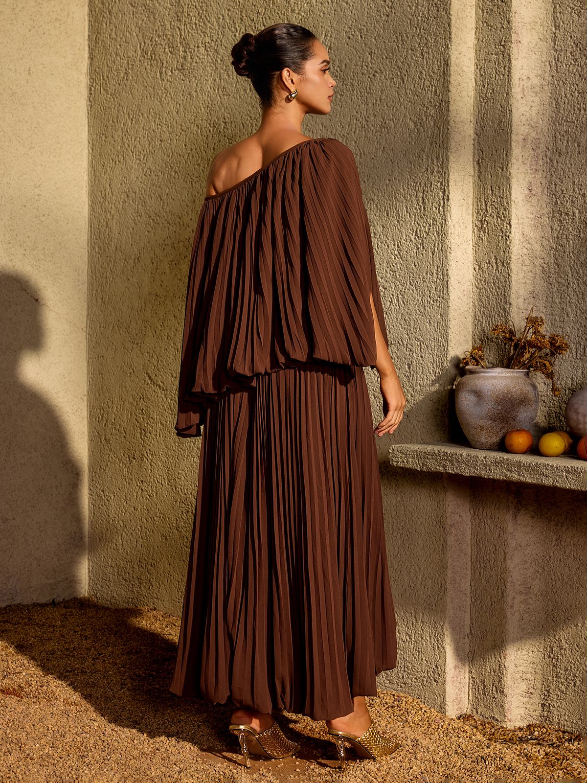 Havendric One Shoulder Pleated Skirt Set