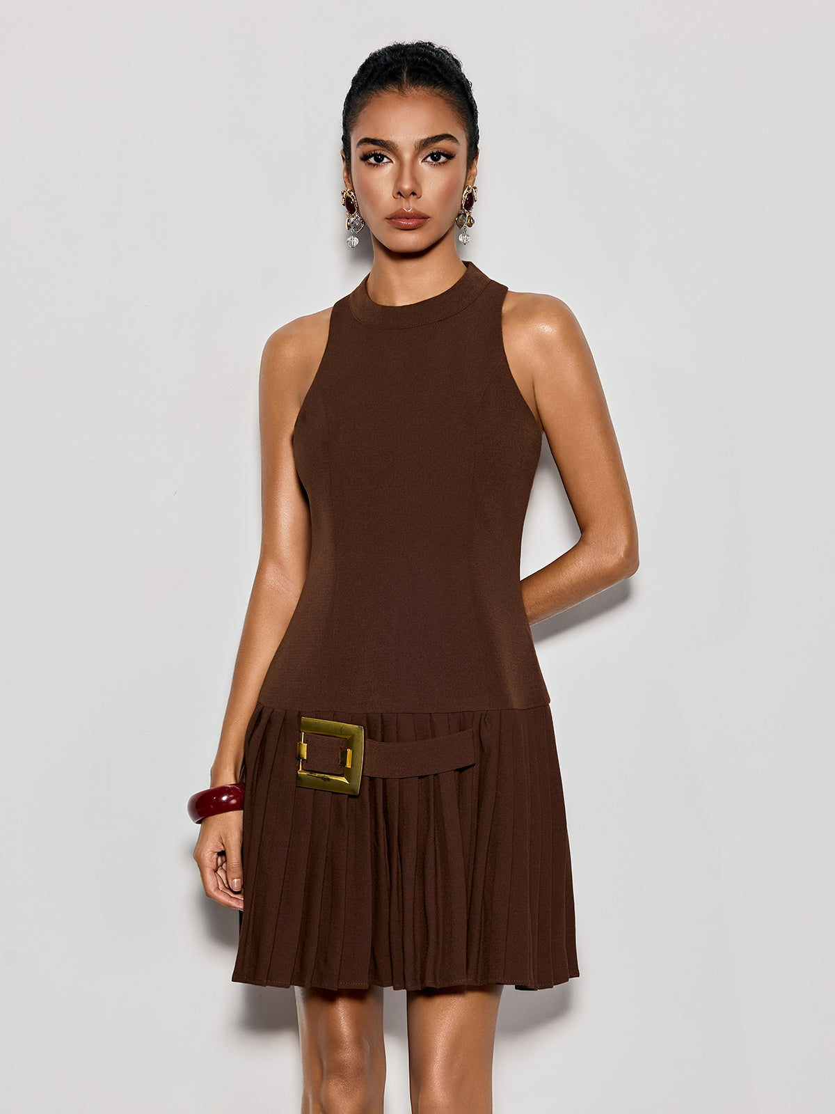 Havqor Sleeveless Pleated Mini Dress In Coffee