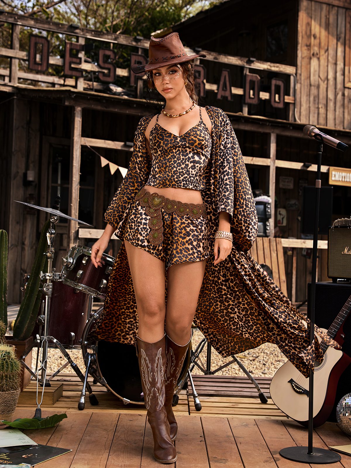 Ixelvon Spaghetti Leopard Romper Set
