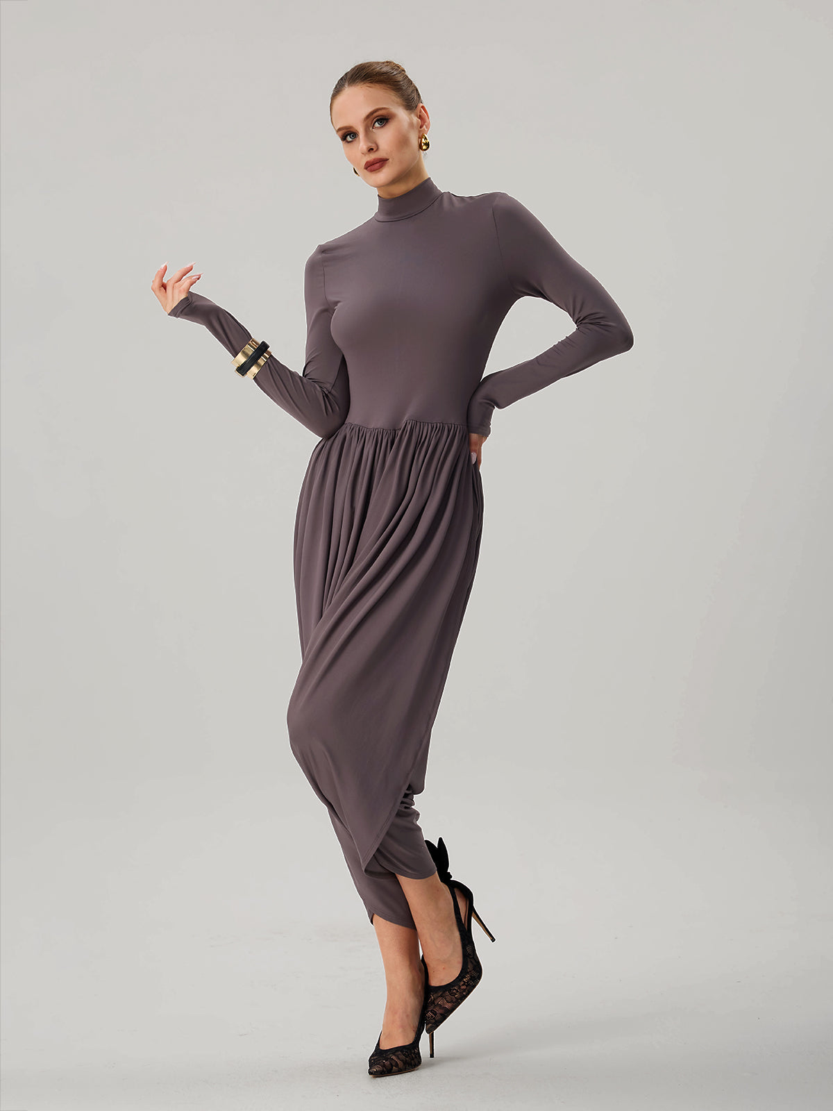Laurien Long Sleeve Ruched Jumpsuit In Grey