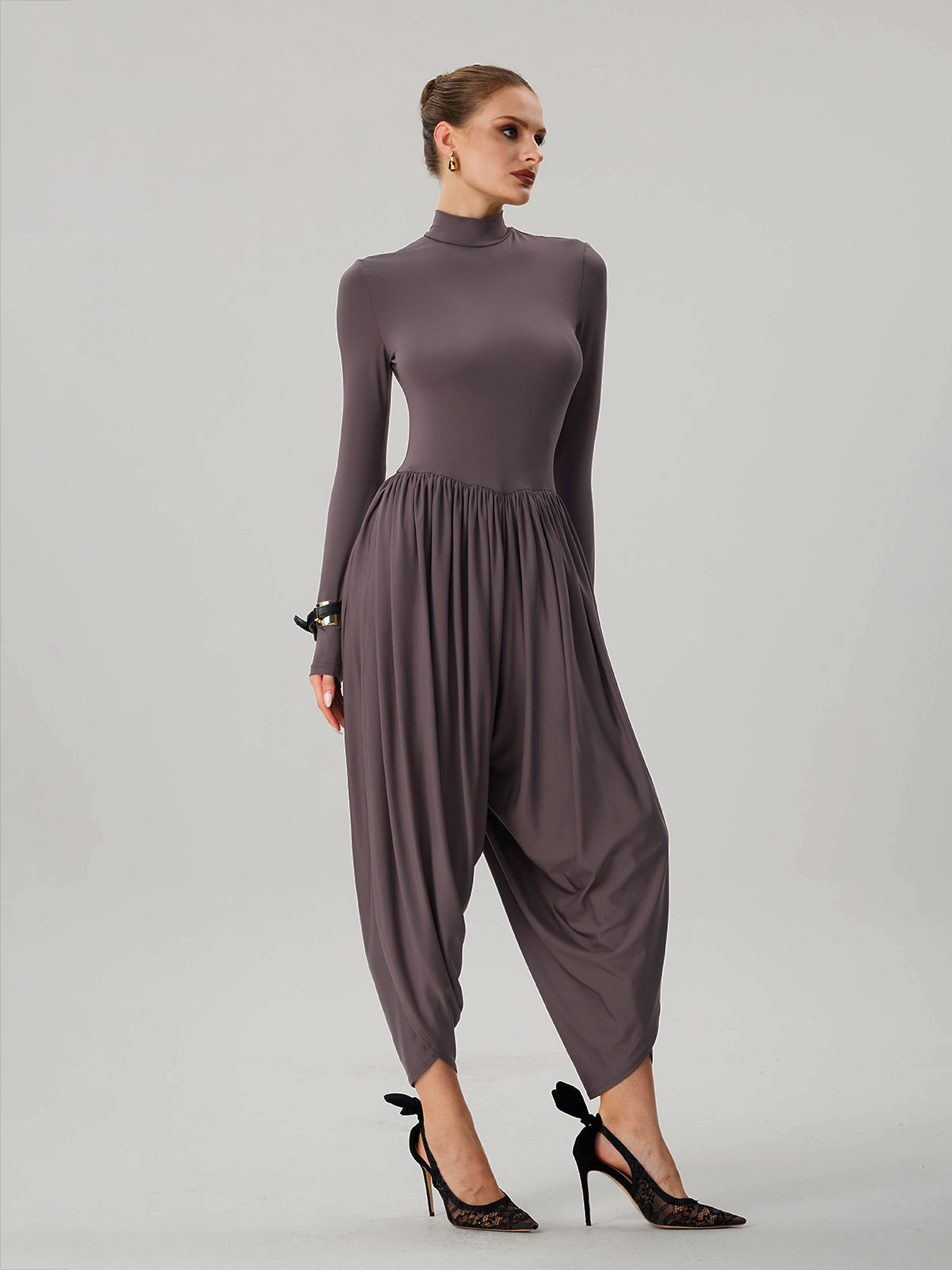 Laurien Long Sleeve Ruched Jumpsuit In Grey