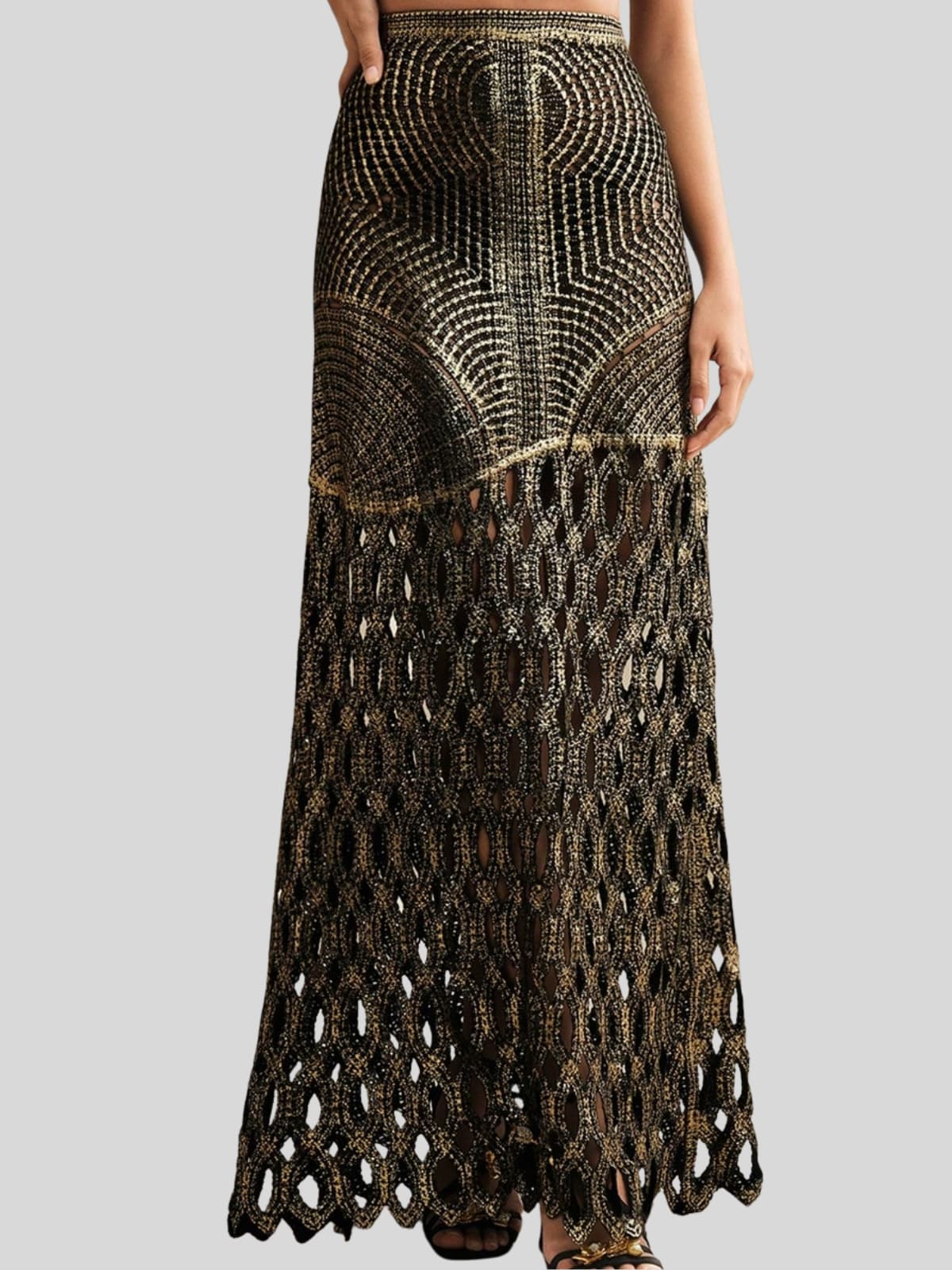 Leldrin Cutout Metallic Skirt In Black & Gold