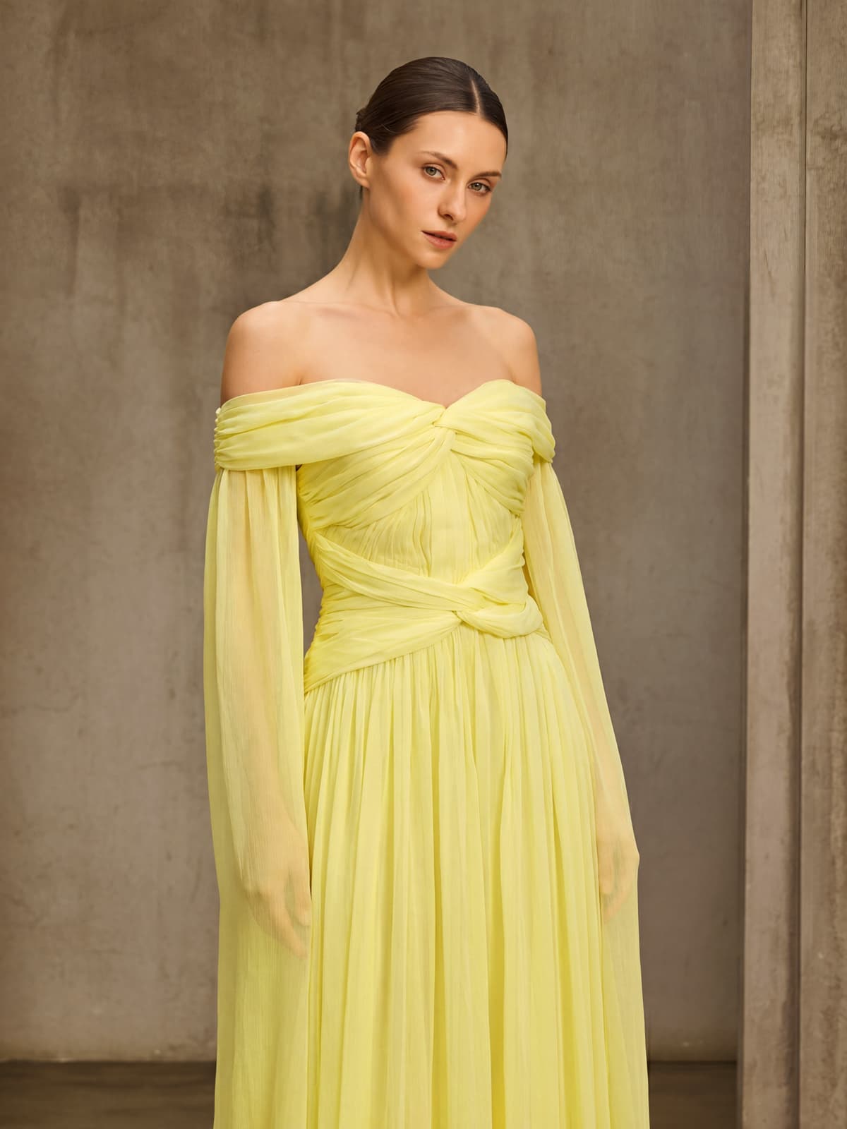 Lirak Off Shoulder Twisted Ruched Maxi Dress