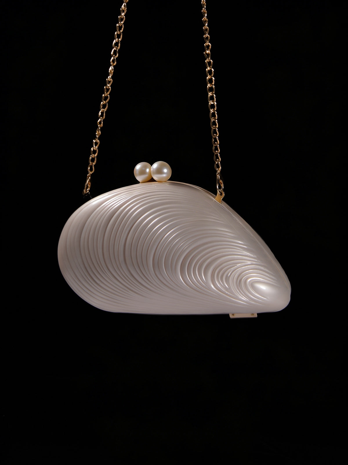 Mahin Seashell Convertible Clutch