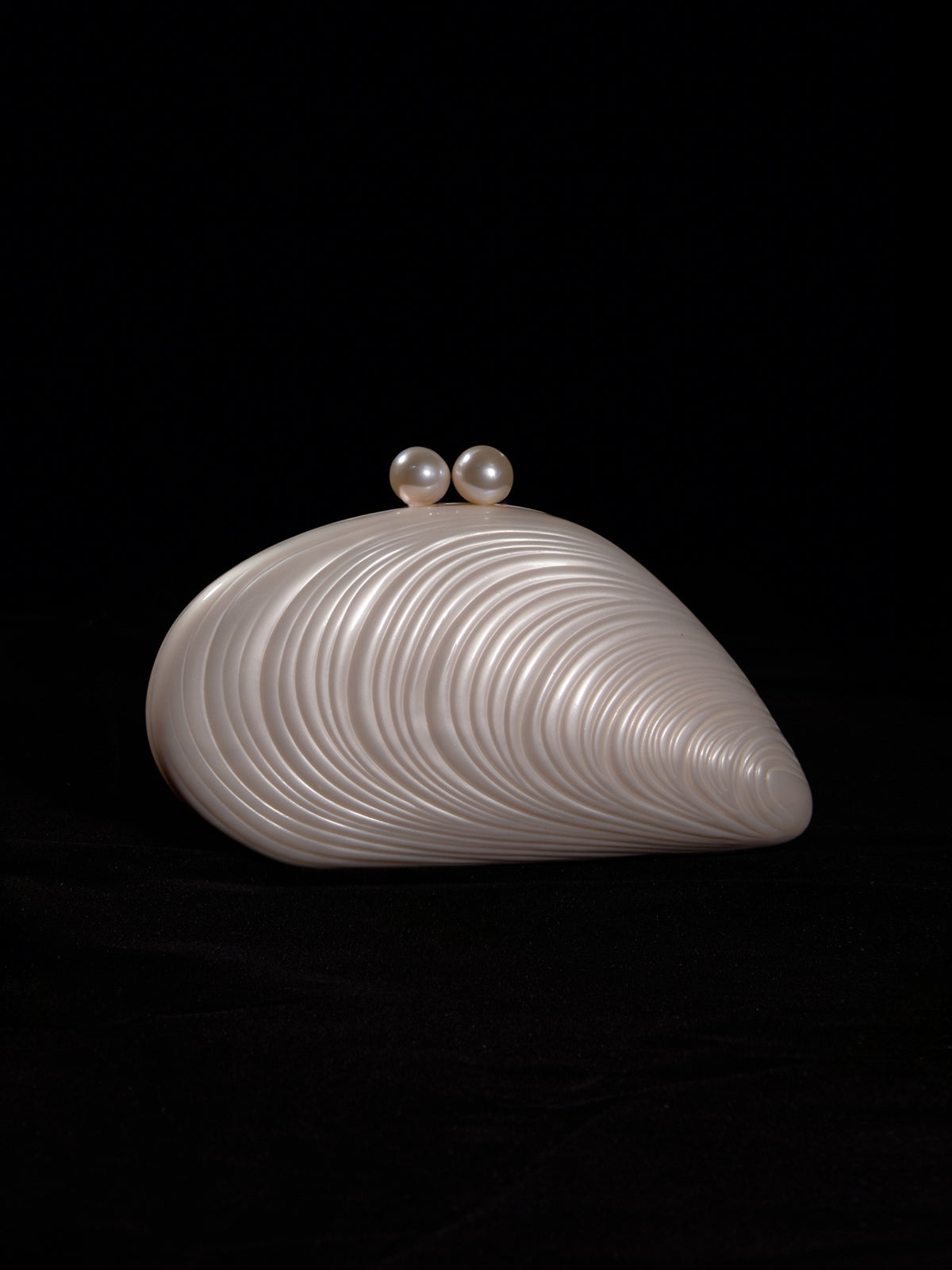 Mahin Seashell Convertible Clutch