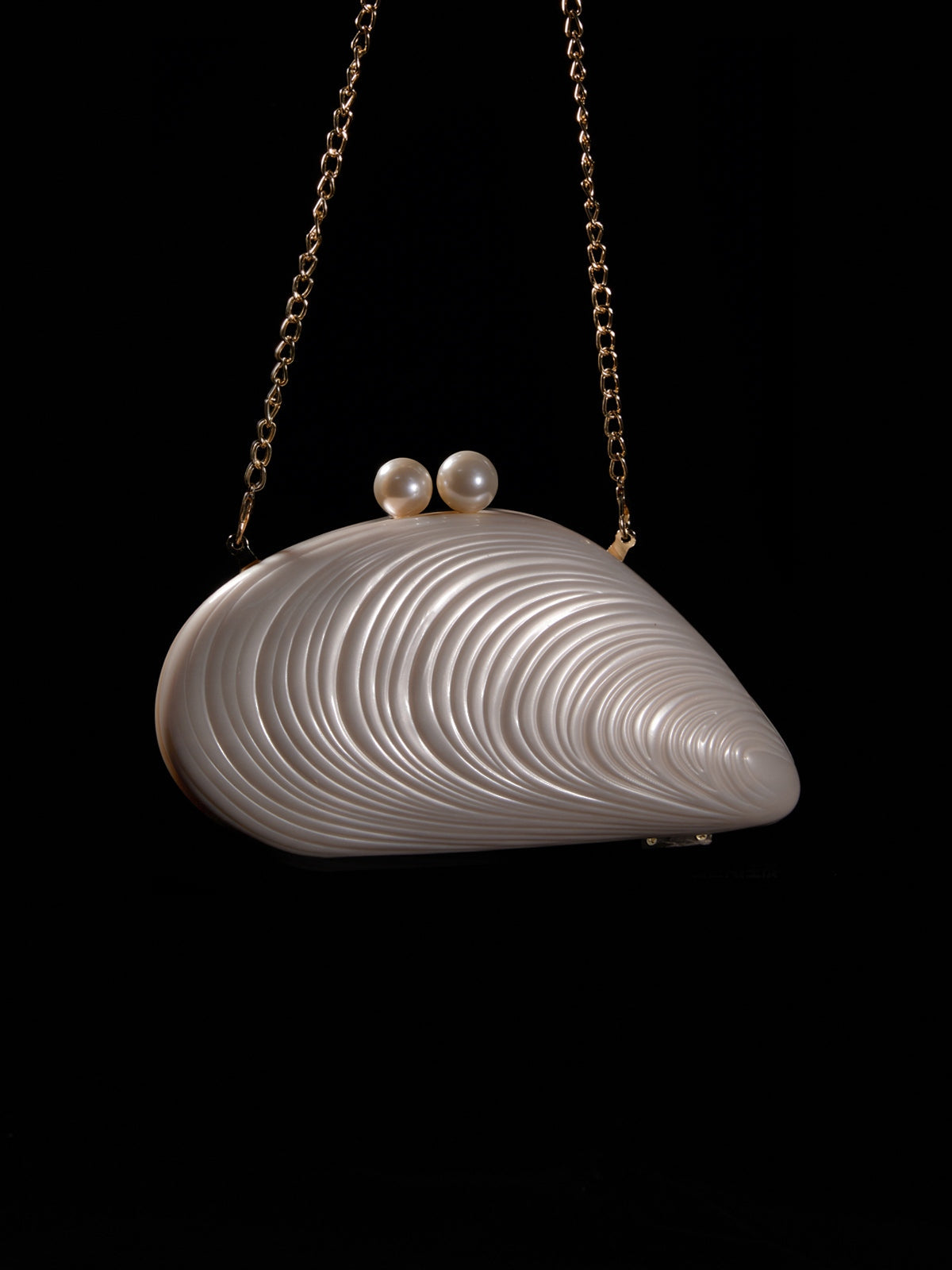Mahin Seashell Convertible Clutch