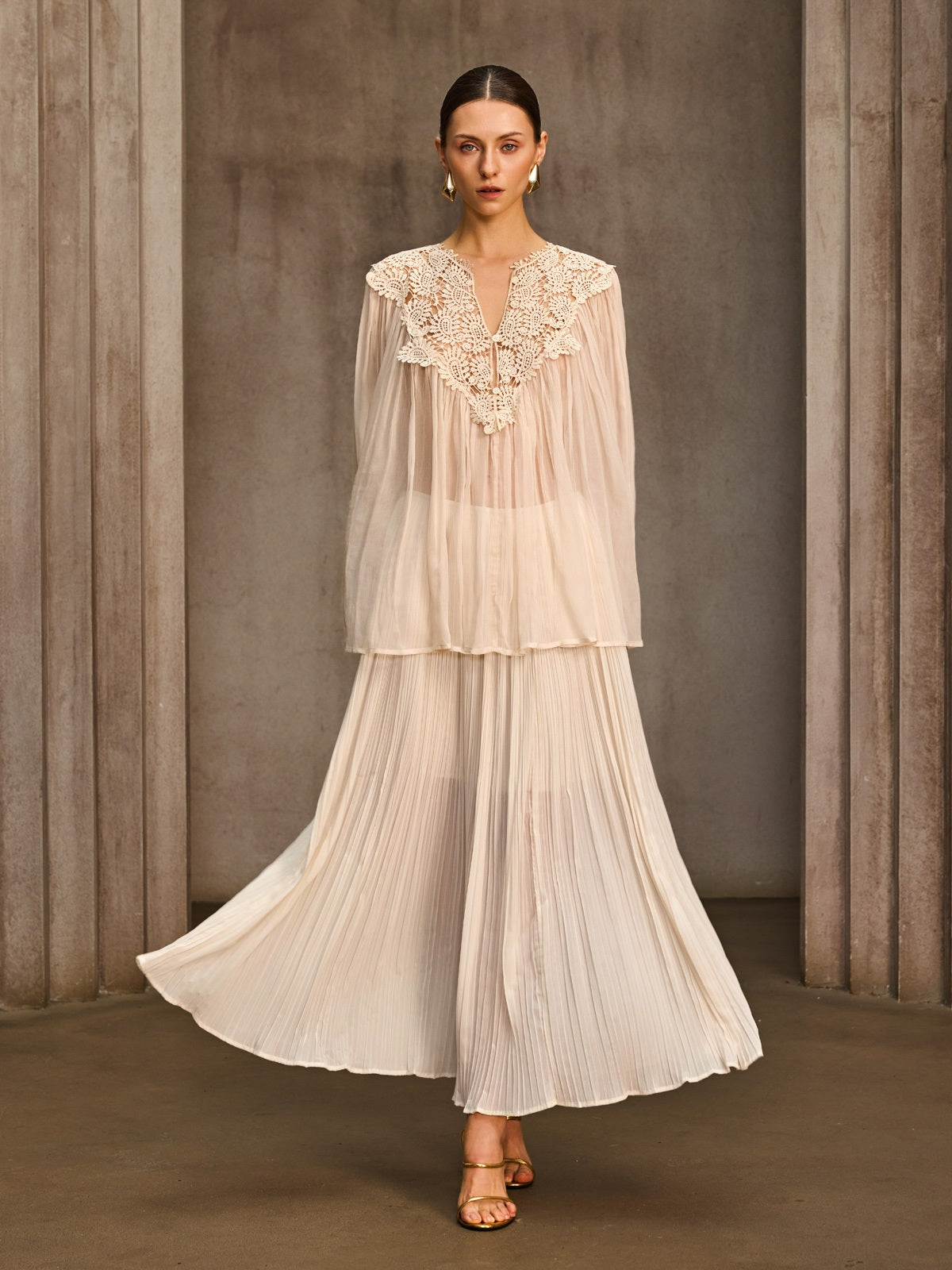 Melythic V Neck Pleated Skirt Set