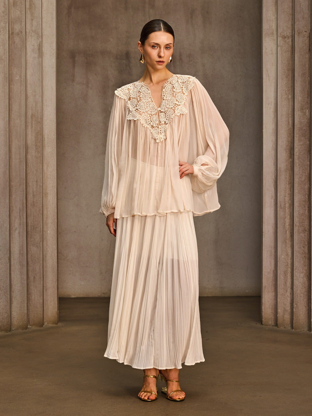 Melythic V Neck Pleated Skirt Set