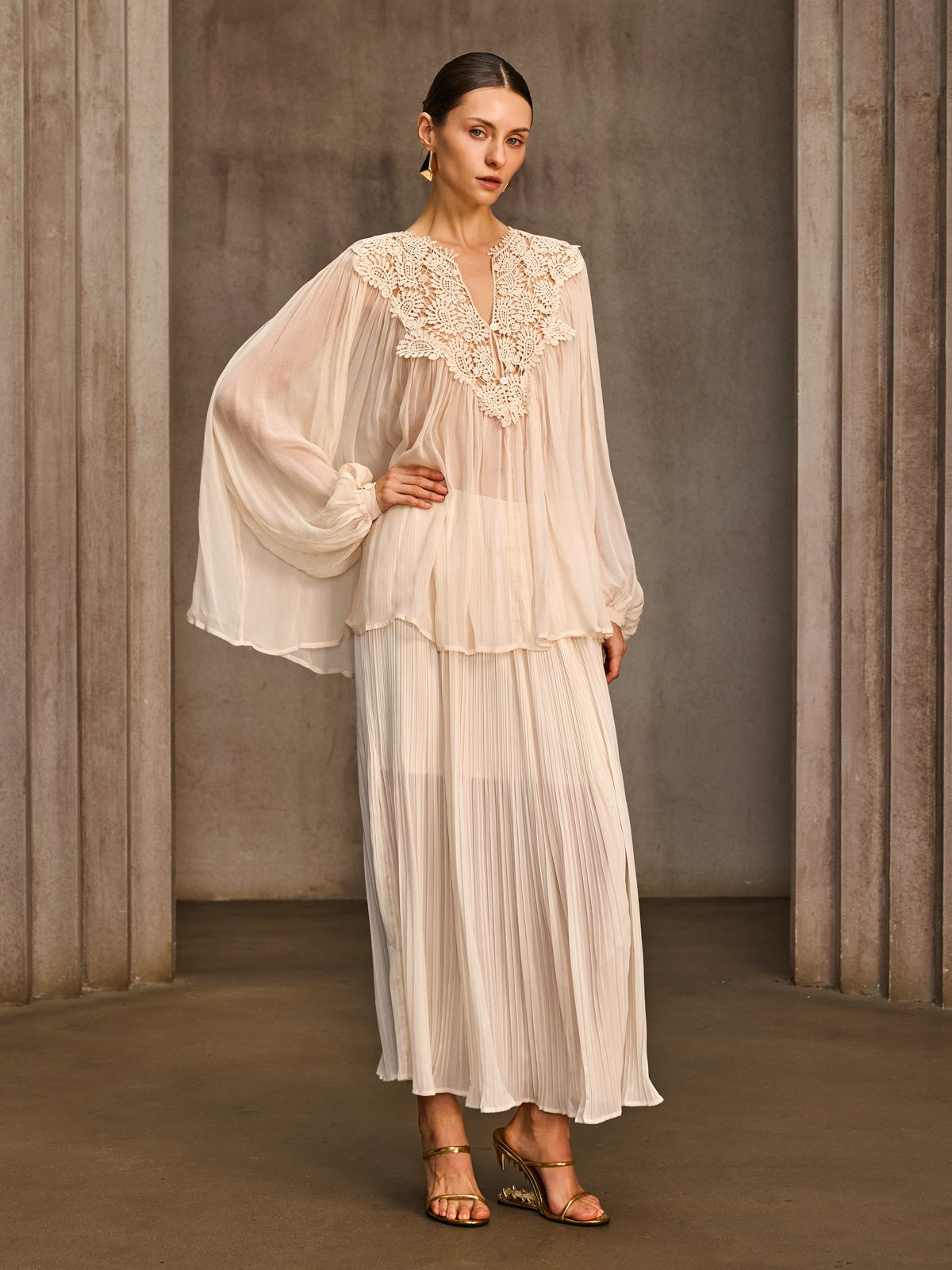 Melythic V Neck Pleated Skirt Set
