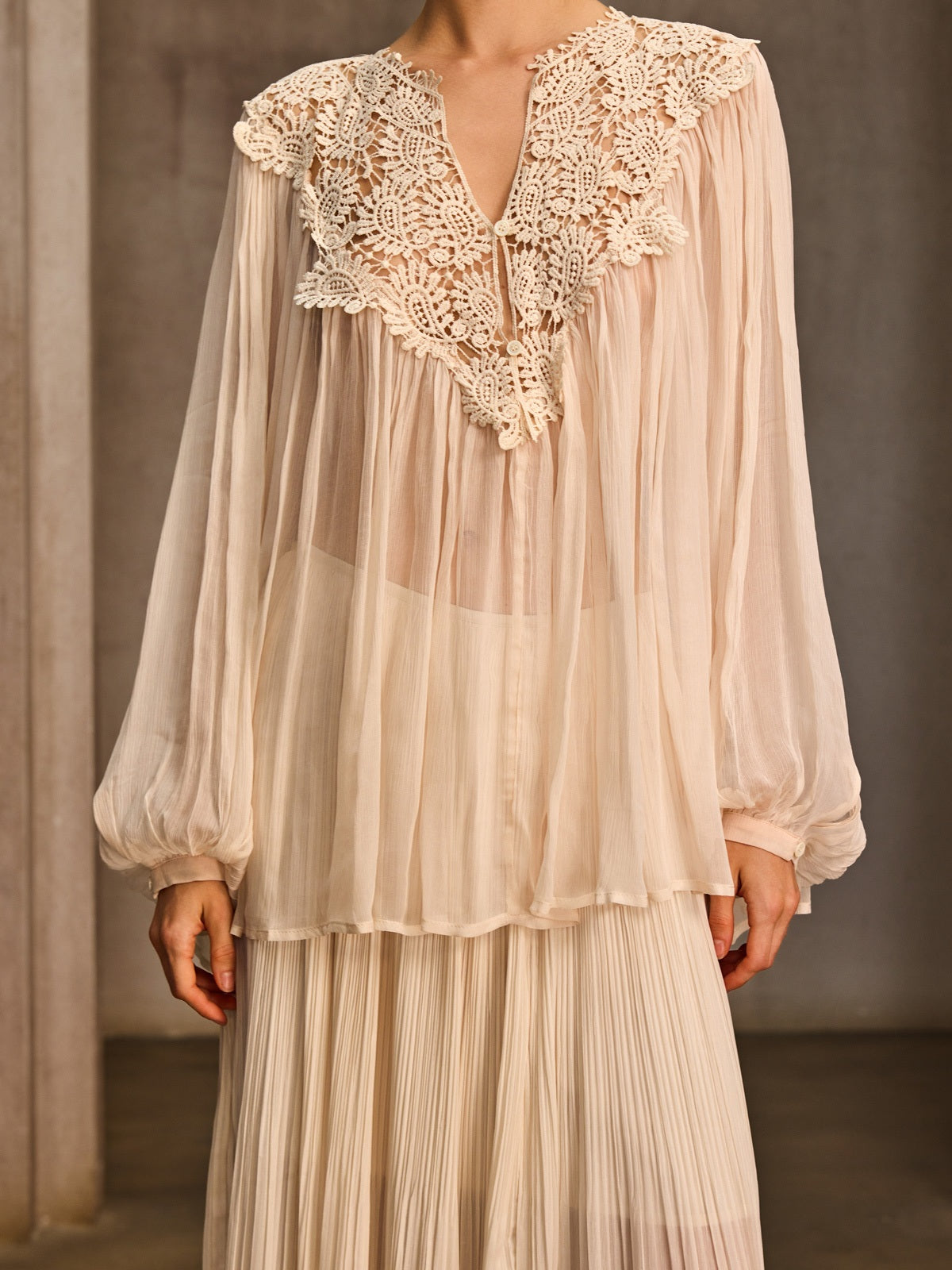 Melythic V Neck Pleated Skirt Set