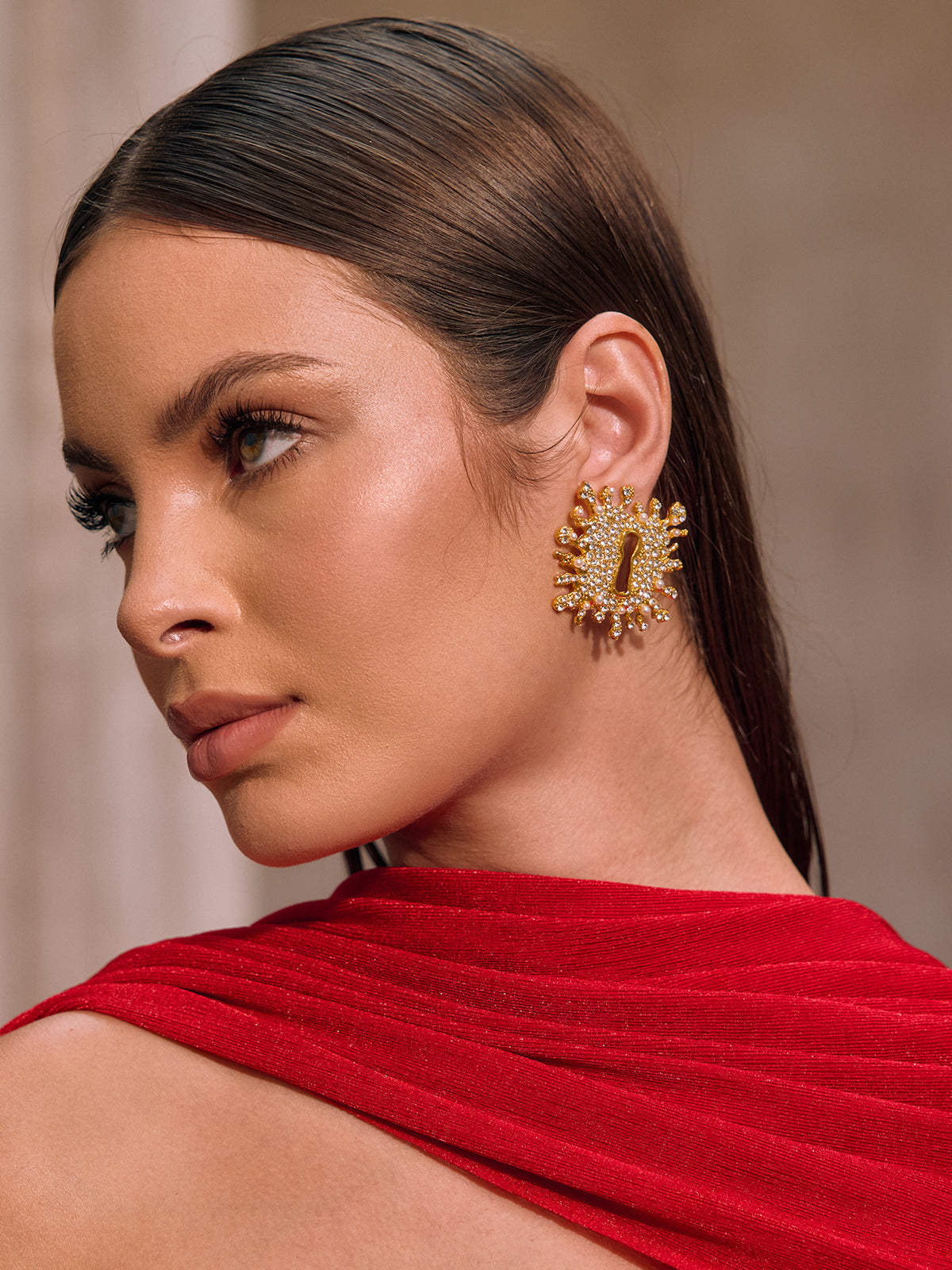 Oxoryxa Pearl Rhinestone Earrings