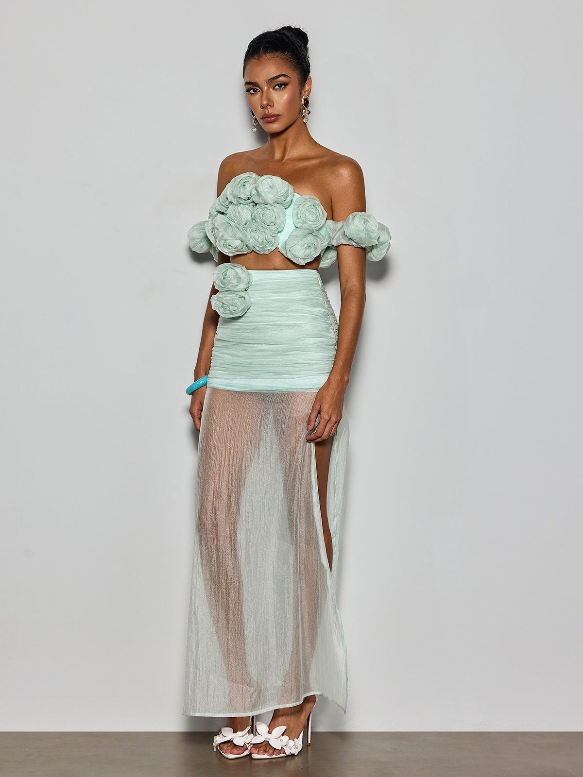 Qavrel Off Shoulder Flower Mesh Skirt Set