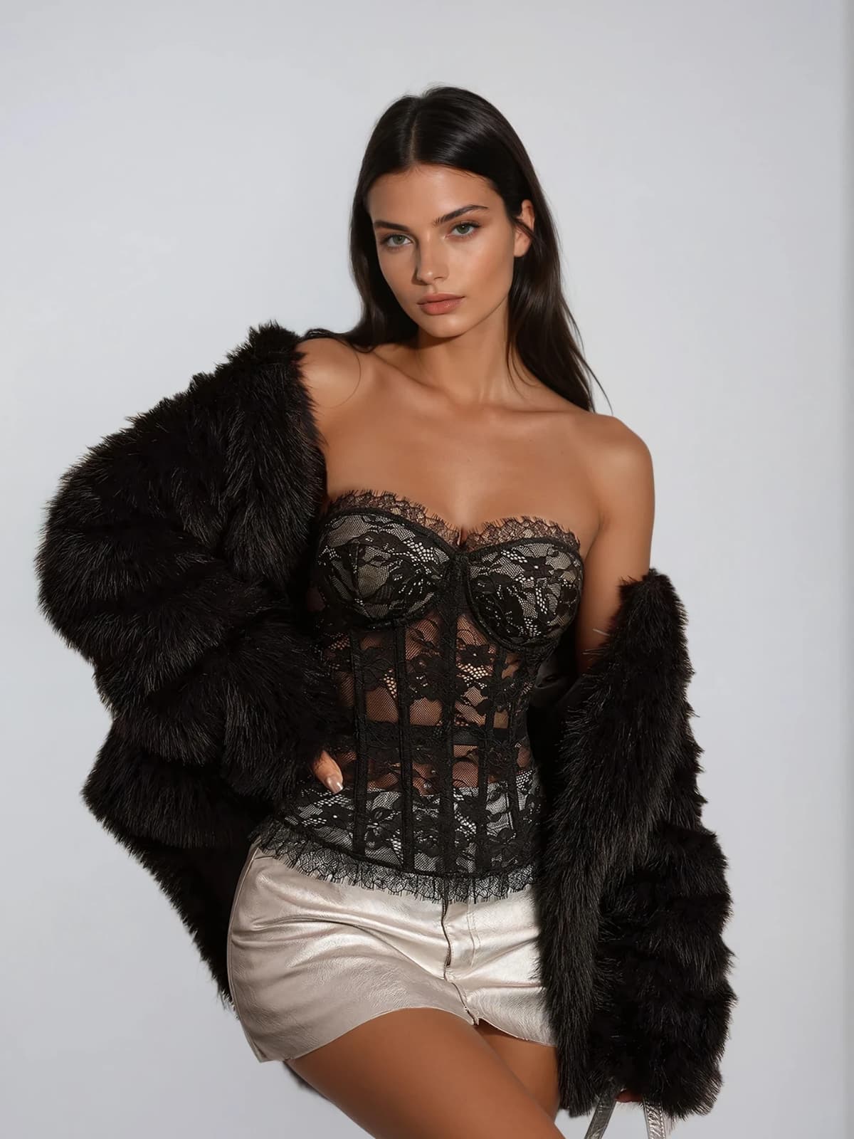 Qorvyn Corset Strapless Lace Top