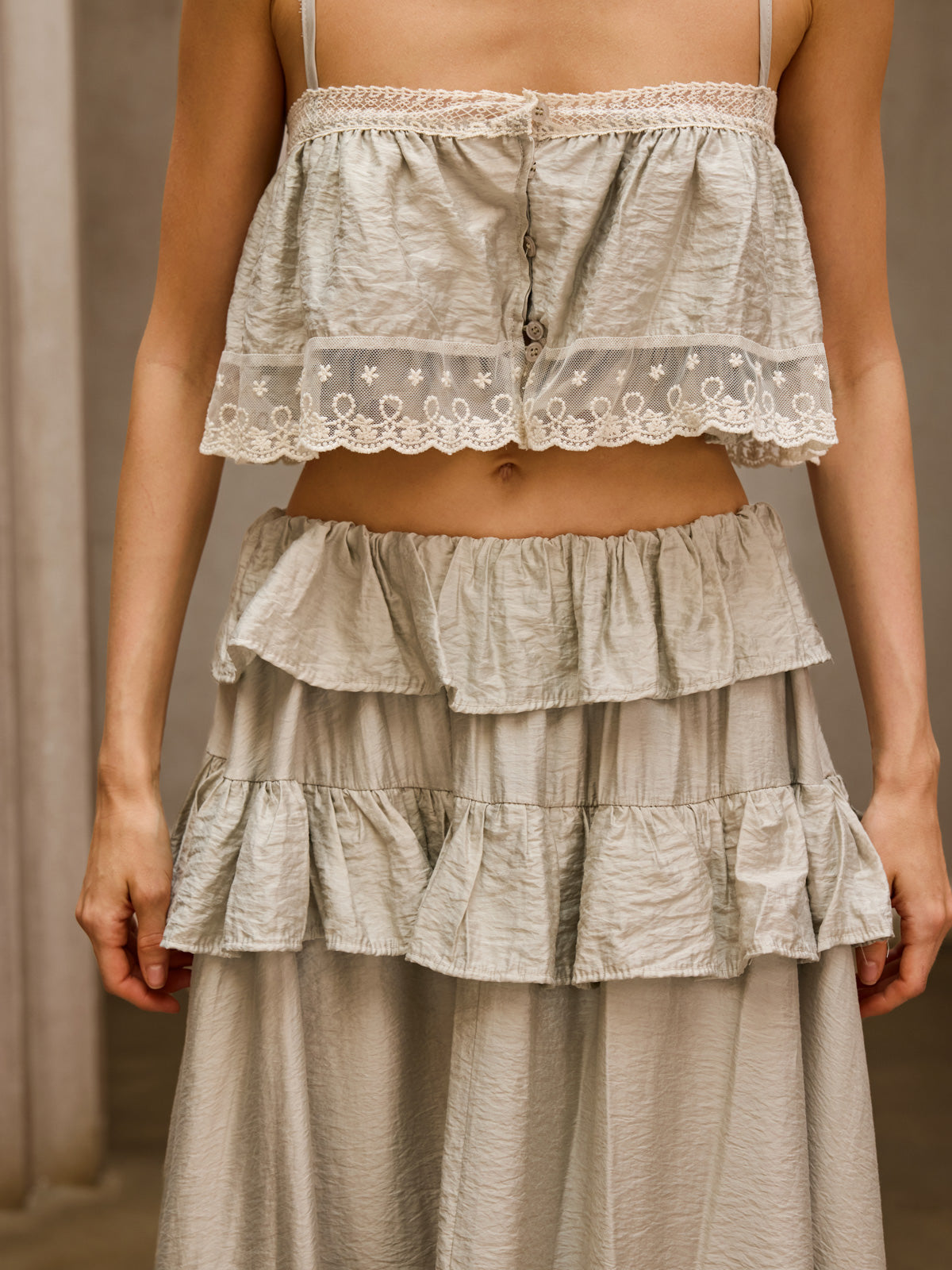 Relythic Ruffle Lace Skirt Set