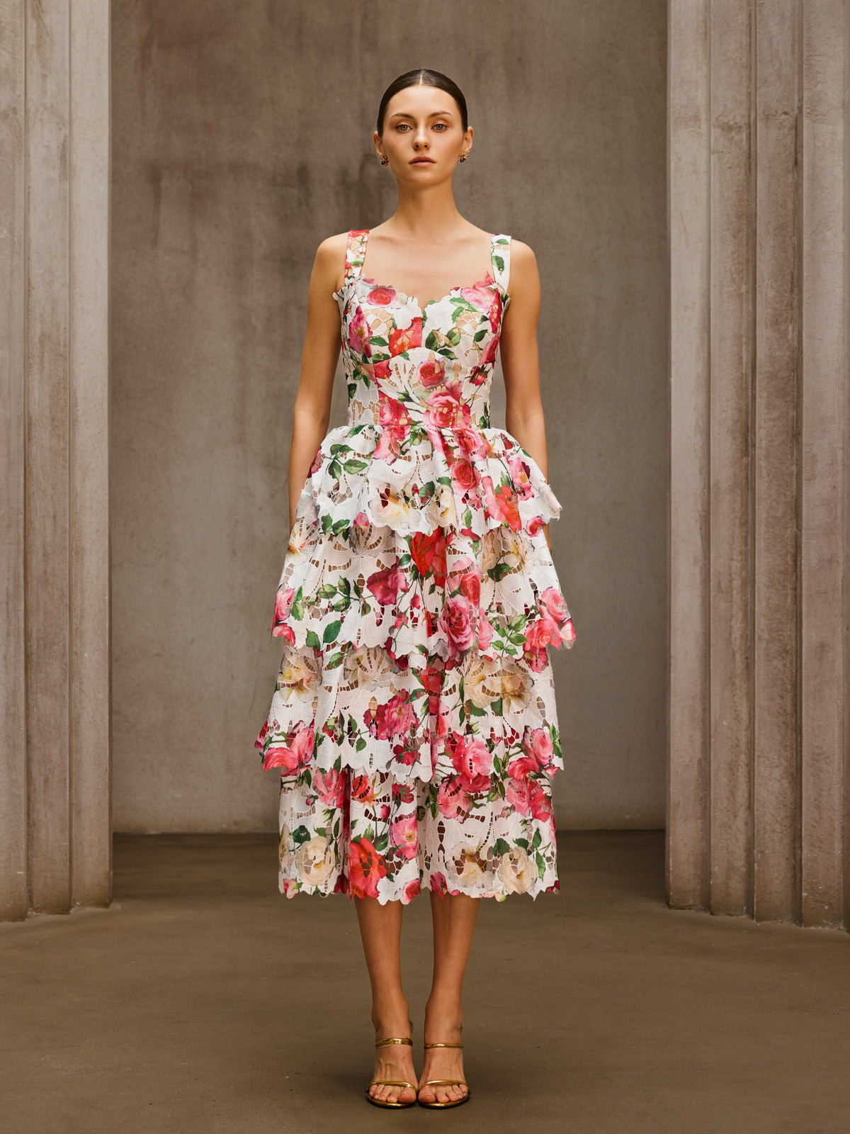 Teryxon U Neck Floral Tiered Midi Dress