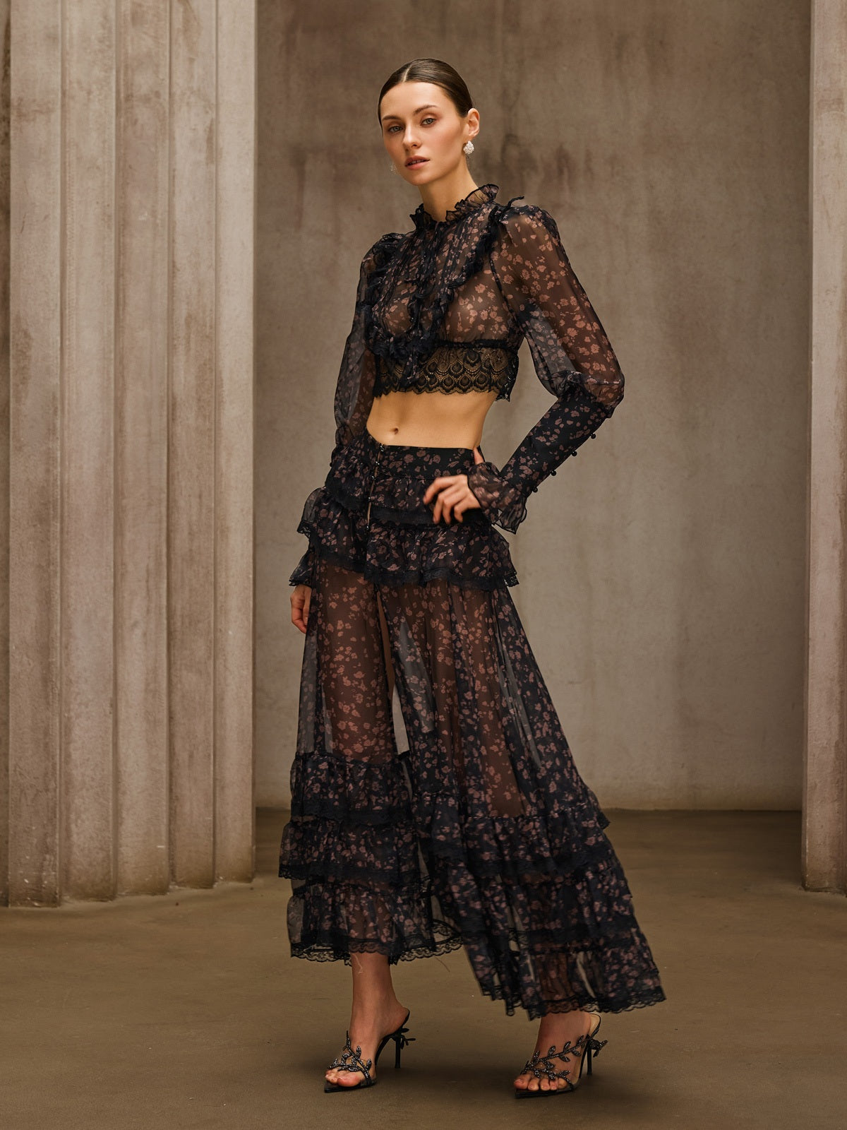 Uvionyx Ruffle Floral Split Skirt Set