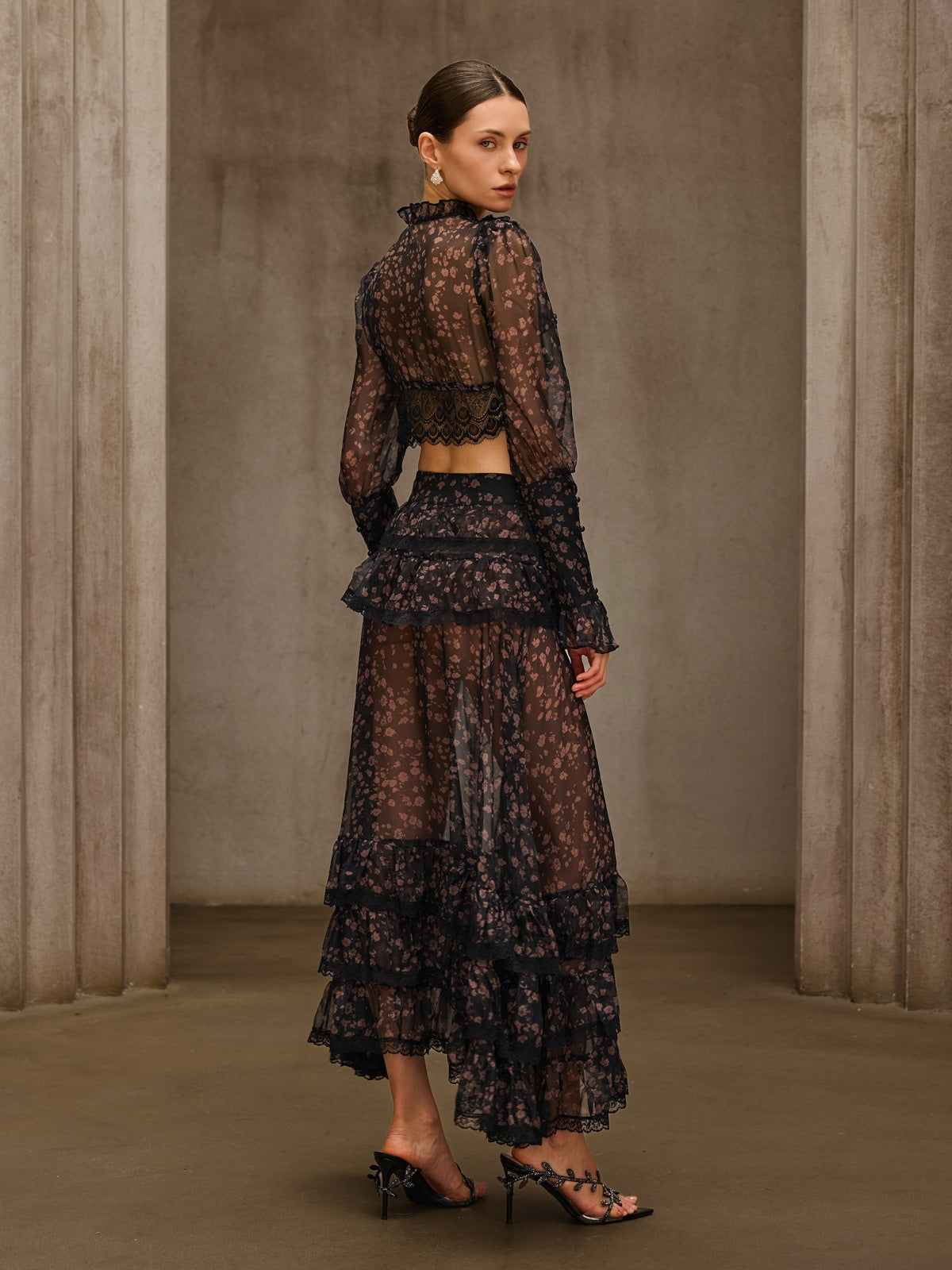 Uvionyx Ruffle Floral Split Skirt Set