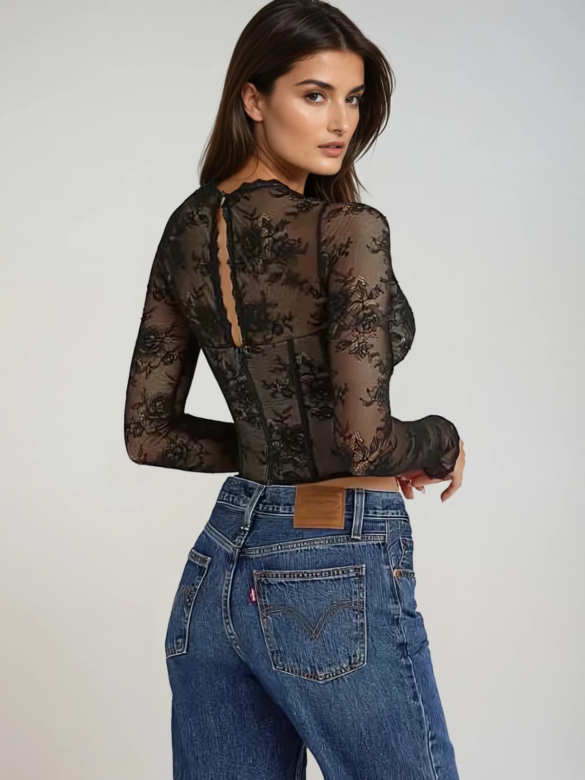 Wryqen Long Sleeve Lace Crop Top